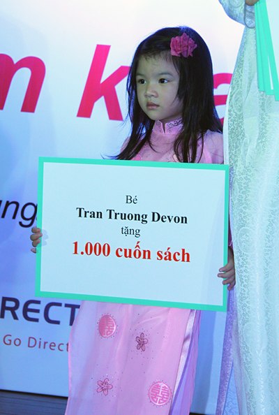 Cô còn tiết lộ rất nhiều thương hiệu mời Bảo Tiên làm người mẫu quảng cáo nhưng chị đã từ chối vì không muốn cho con gái tham gia showbiz quá sớm.